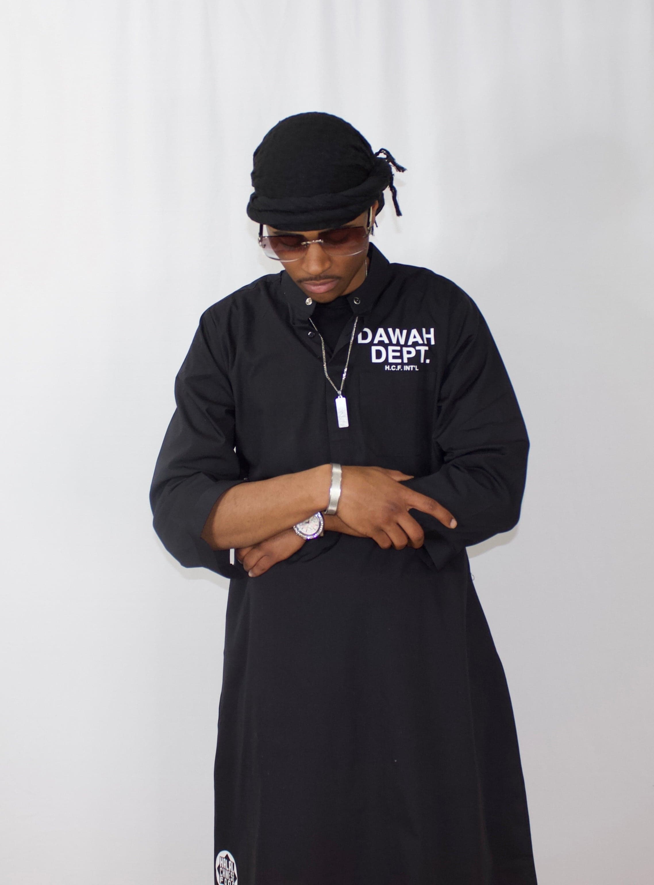 SAUDI-STYLE BLACK THOBE